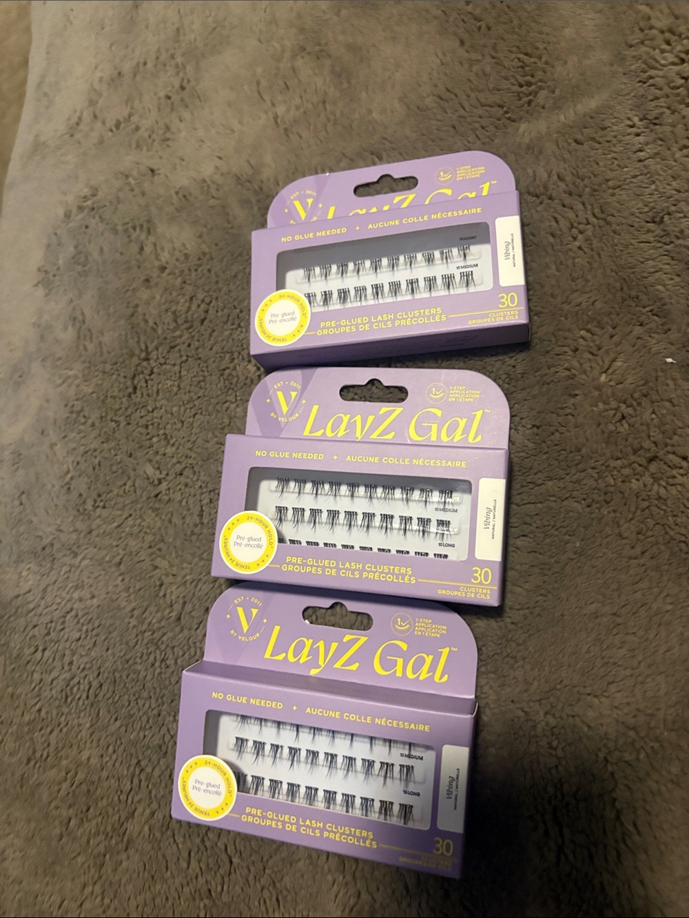 Vibing- 30 each LayZ Gal Pre-Glued Lash Clusters -